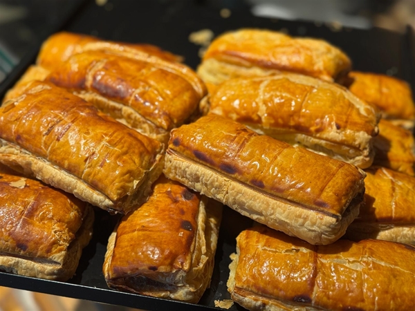 Saucijzenbroodje